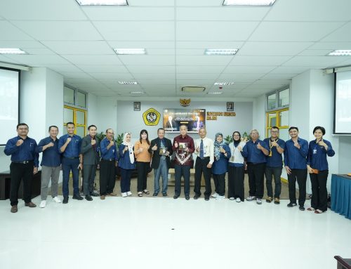 “Collaborative Teaching,” held on May 5, 2025, at the Graduate Program of Universitas Merdeka Malang (UNMER).